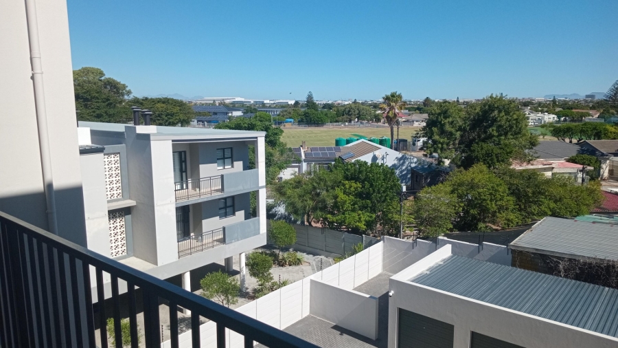 2 Bedroom Property for Sale in Table View Western Cape